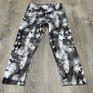 KOS USA leggings Stars Black White Capris C3